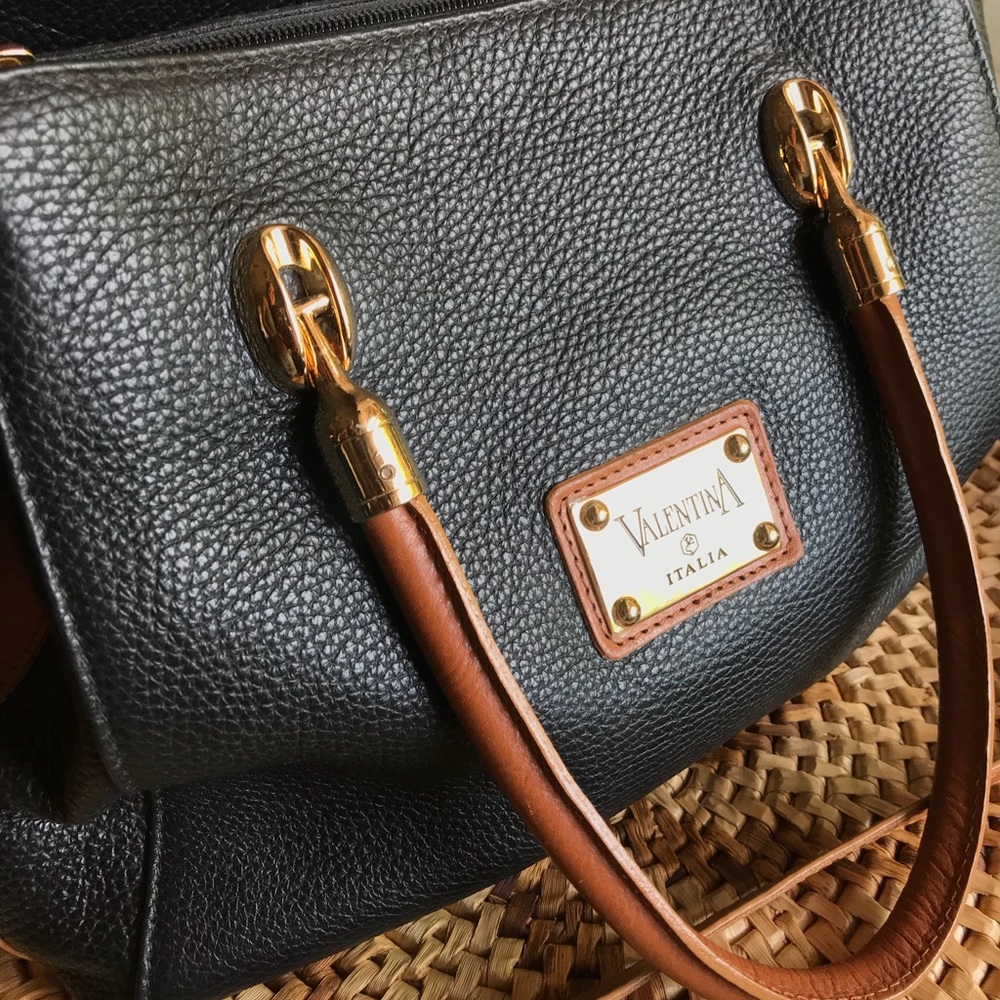 Valentina Italia Leather Handbag